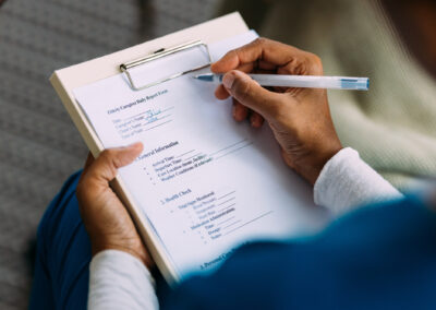 Moving to Assisted Living Checklist: A Step-by-Step Guide for Families